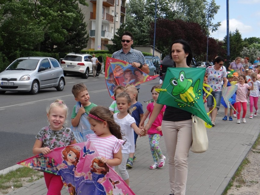 Radomsko: Dzieci z Przedszkola nr 2 puszczały latawce