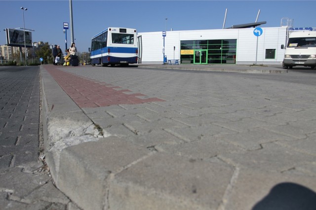 Autobus 193 odjeżdża z 30-minutowym opóźnieniem z pętli Czyżyny Dworzec