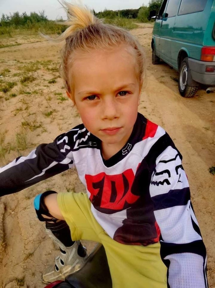 Góra. 6-letni Tymon Andrzejewski z Góry zdobył nominację do tytułu „Ulubieńca Publiczności” w plebiscycie pitbike24.pl [ZDJĘCIA]