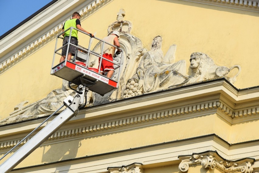 Co się stało z medalionem z Trybunału Koronnego w Lublinie? 