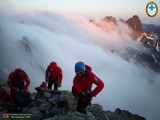 Tatry: Katowiczanin w cienkich półbutach utknął pod Rysami. Akcja ratowników trwała całą noc [ZDJĘCIA]