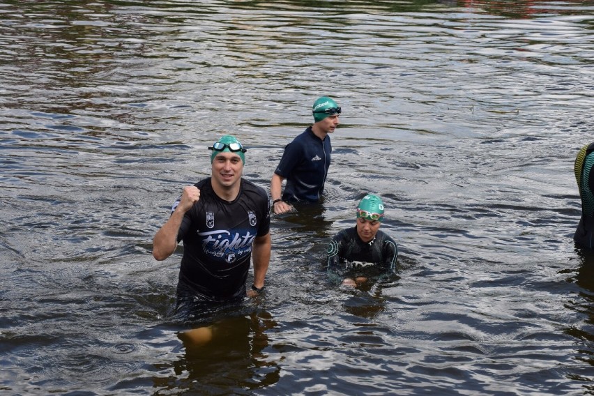 Samsung River Triathlon w Koninie. Sportowe święto dobiegło końca. Prezydenci prawie na podium. [ZDJĘCIA]