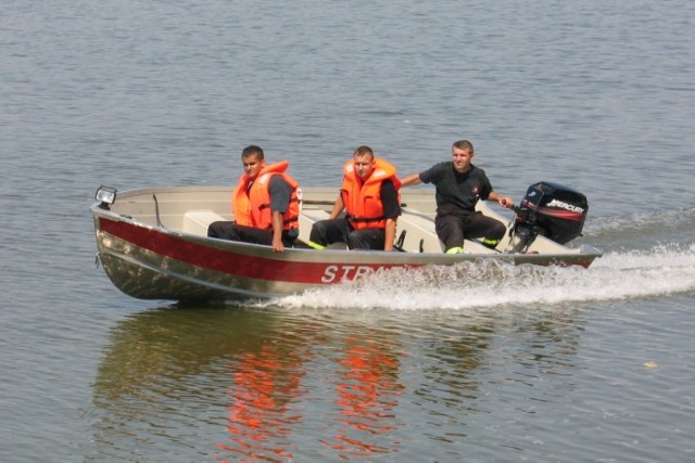Mężczyzny poszukiwano za pomocą czterech łodzi