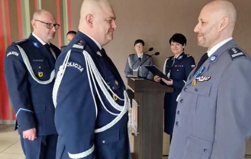 Komendant sztumskiej policji przeszedł na emeryturę. Jest już nowy szef!  ZDJĘCIA