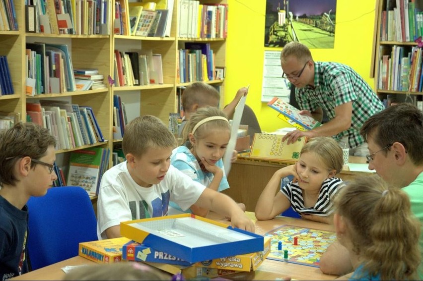 Biblioteka w Brzegu Dolnym zaprasza dzieci i młodzież przez...