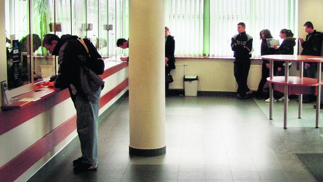 W tarnowskim MORD-ie nie ma kolejek do okienek, aby zapisać się na egzaminy na prawo jazdy