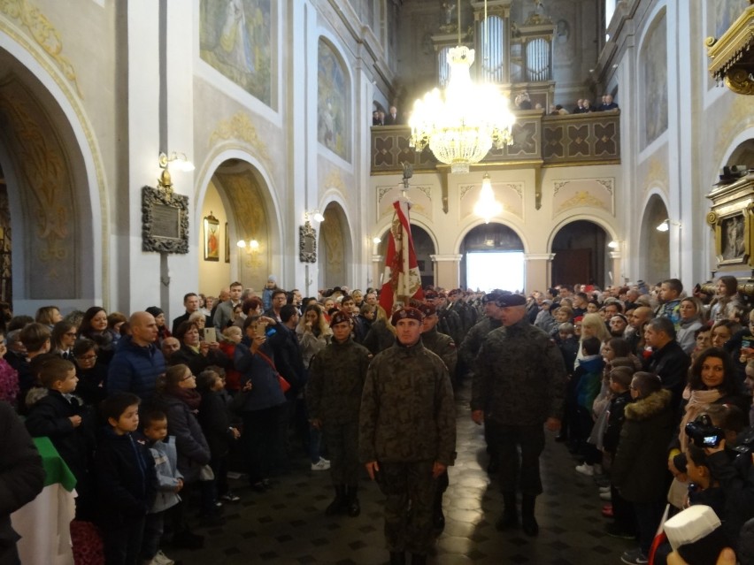 Święto Niepodległości w Łęczycy. Mieszkańcy świętowali...