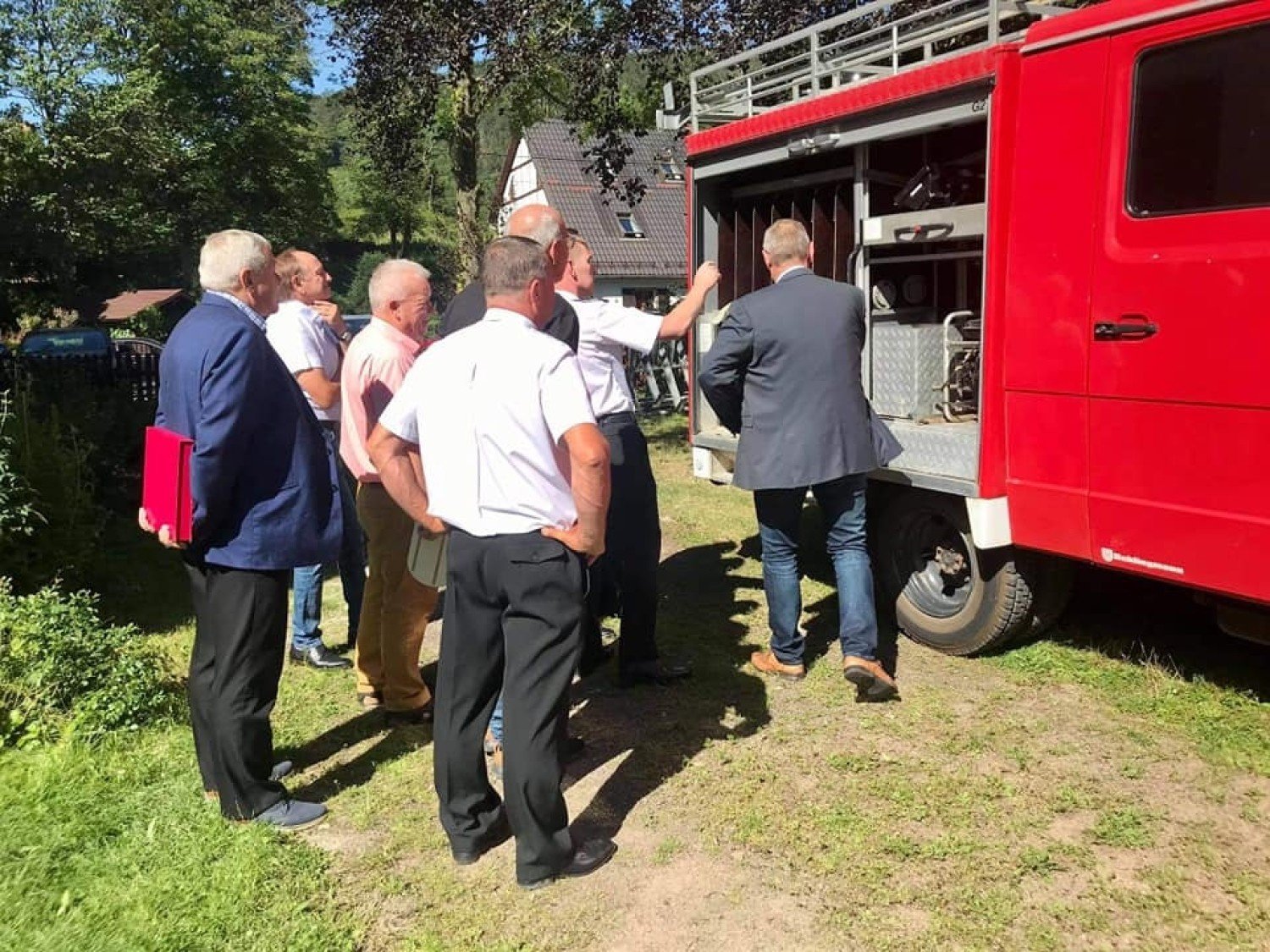 OSP z Mieroszowa kupiła od Niemców wóz strażacki za 1 euro