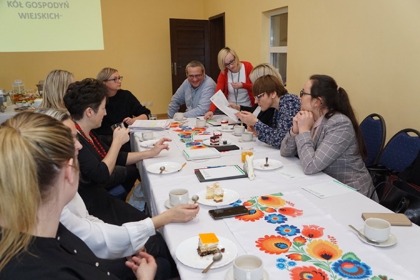 Spotkanie kół gospodyń wiejskich w Bukowinie Sycowskiej (FILM i GALERIA)