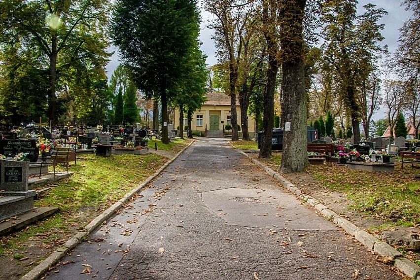 Nekropolie Wałbrzycha. Cmentarz komunalny przy ulicy Moniuszki (ZDJĘCIA)