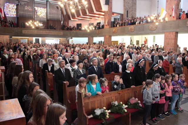 Godziny Mszy Świętych w parafiach w Grudziądzu, adresy, numery kontaktowe