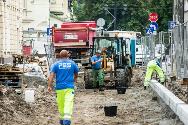 Drogowcy wymieniają nawierzchnię w trzech miejscach. Będę utrudnienia