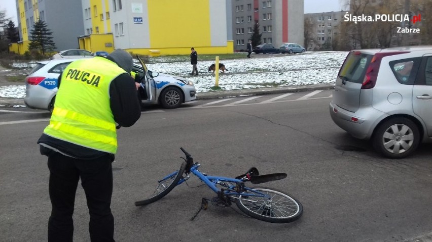 Wypadek w Zabrzu [ZDJĘCIA]. Potrącony rowerzysta na ul. Gdańskiej - samochód nie ustąpił pierwszeństwa