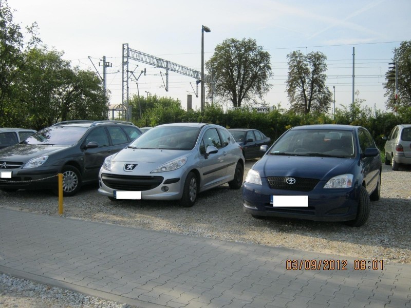 Nowy Tomyśl. Parking przy PKP [FOTO]