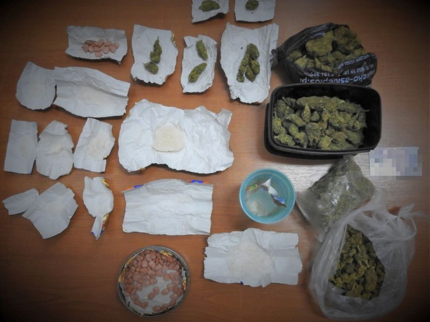 Policjanci aresztowali dilera narkotyków z Żar. Prokuratura wszczęła postepowanie