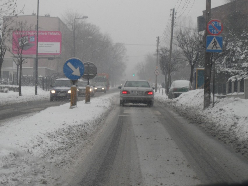 Tak dziś rano wyglądała ulica Wyzwolenia