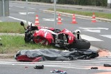 Śmiertelny wypadek na trasie Resko - Piaski. Motocyklista bez kasku uderzył w drzewo
