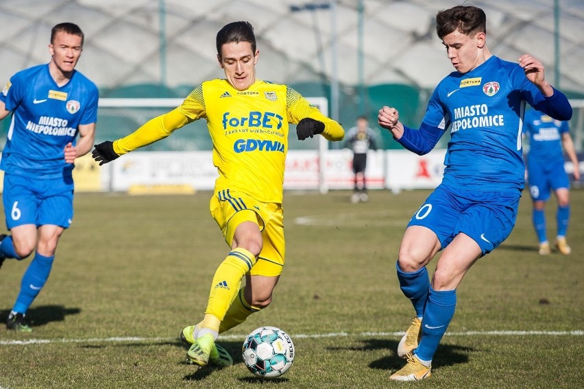 Fortuna 1. Liga. Puszcza Niepołomice - Arka Gdynia 4:0 (0:0). 07.03.2021. Szokująco wysoka porażka żółto-niebieskich po fatalnej grze