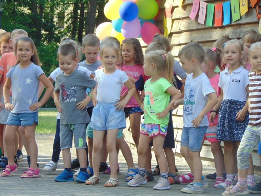 Udany piknik rodzinny przedszkolaków! Dzieci bawiły się w wigwamie w Zdroju [GALERIA ZDJĘĆ]