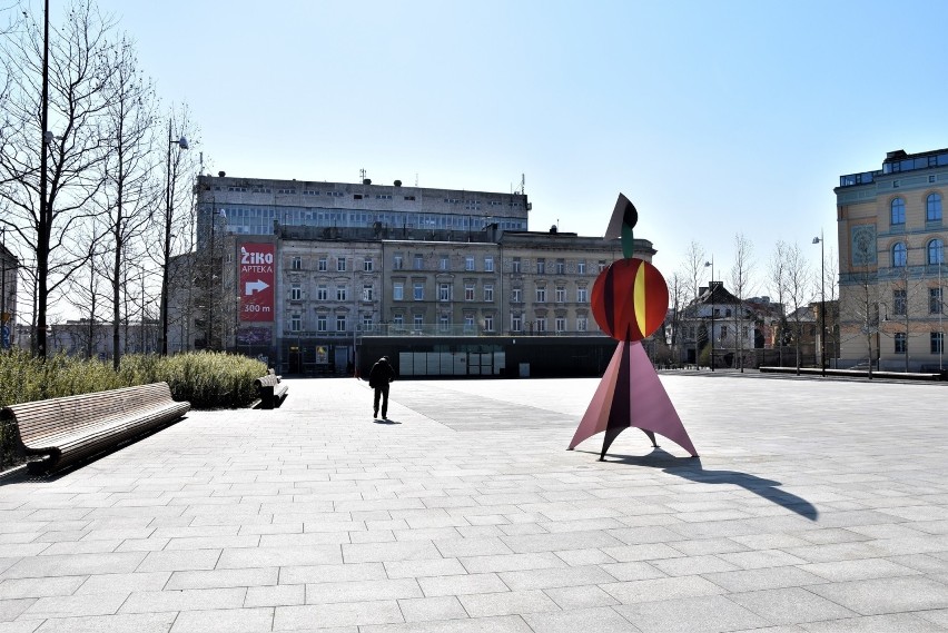 Koronawirus w Opolu. Pierwszy dzień nowych obostrzeń. Pustki...