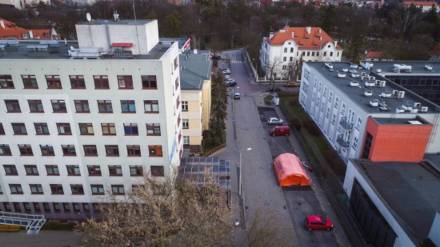 Szpital zakaźny w Toruniu, gdzie przebywają osoby zarażone koronawirusem.