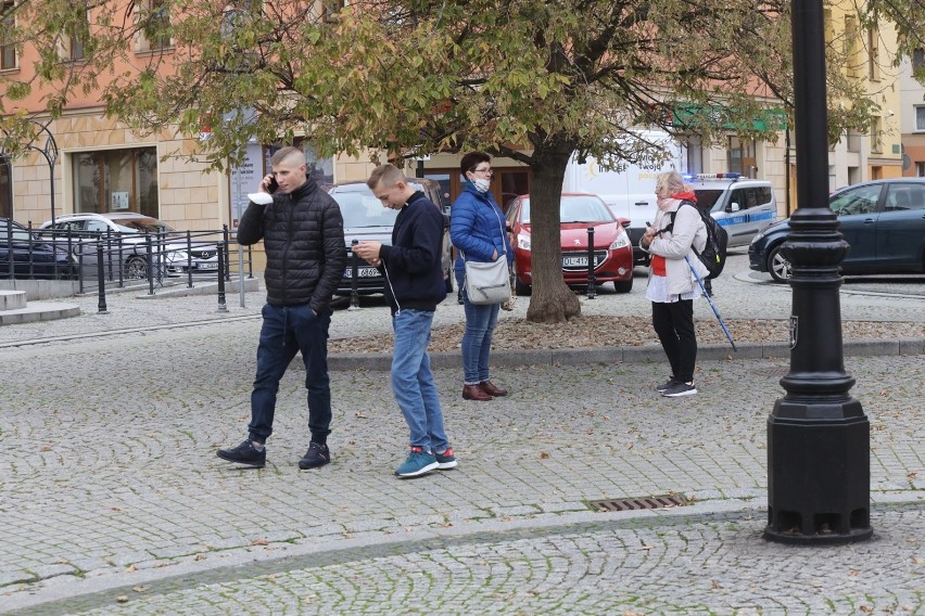 Kapiszon, a nie głośny protest w Legnicy w związku z epidemią koronawirusa