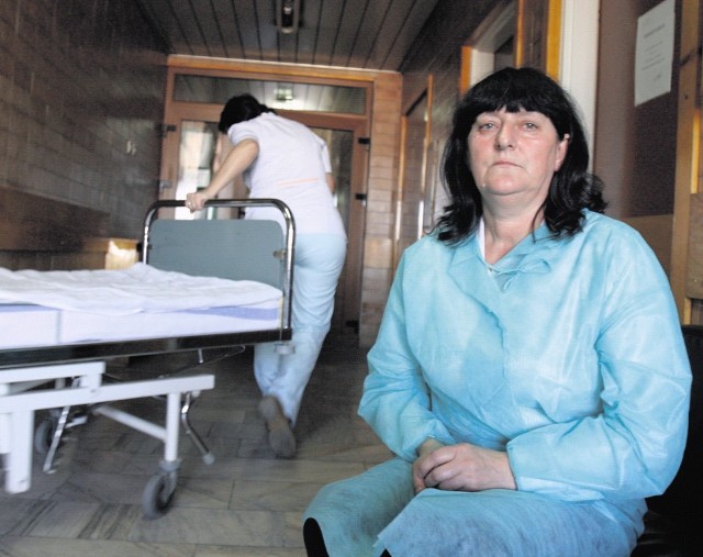 Elżbieta Siwek czuwa przy córce w zabrzańskim szpitalu.