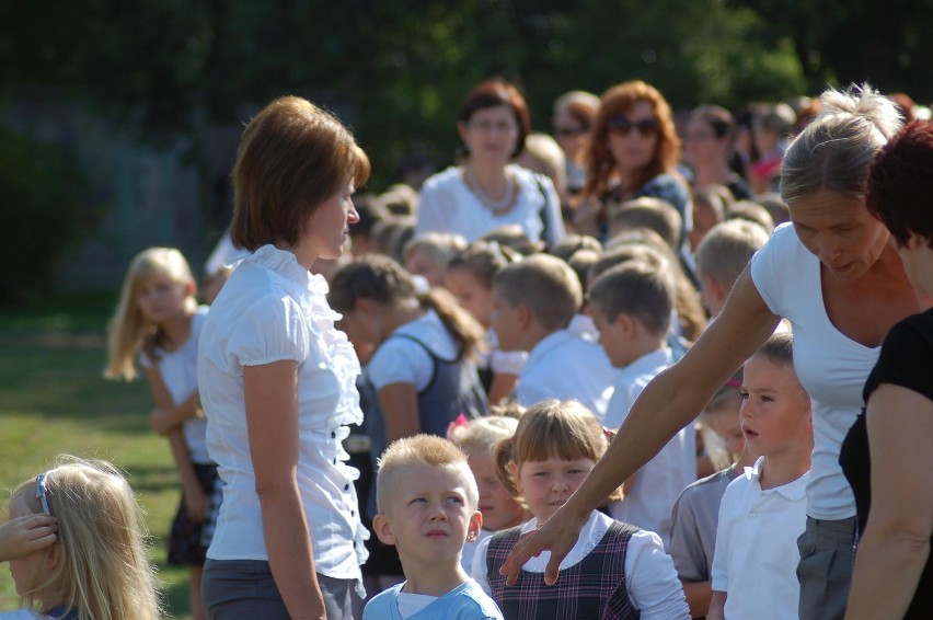 Zbąszyń. Szkoła Podstawowa. Rozpoczęcie roku [ZDJĘCIA,VIDEO]