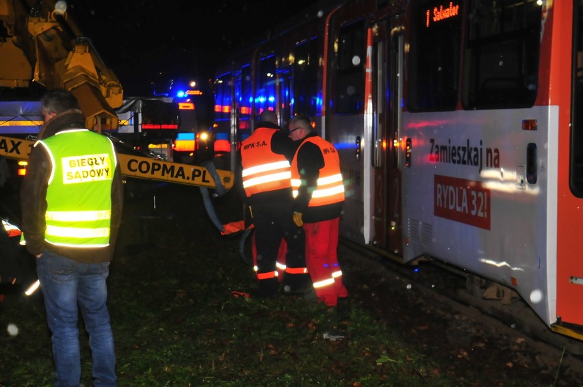 Makabryczny wypadek w Krakowie. Tramwaj śmiertelnie potrącił...