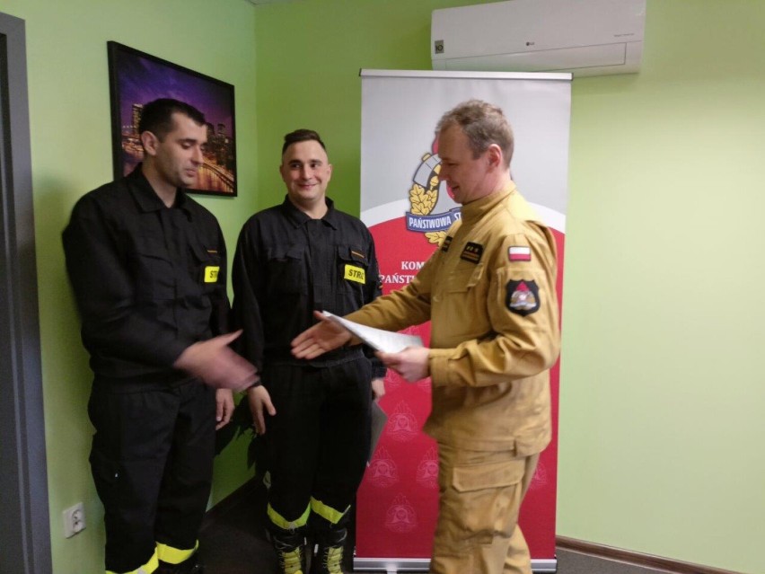 Krotoszyńscy strażacy zawodowi otrzymali awanse [ZDJĘCIA]
