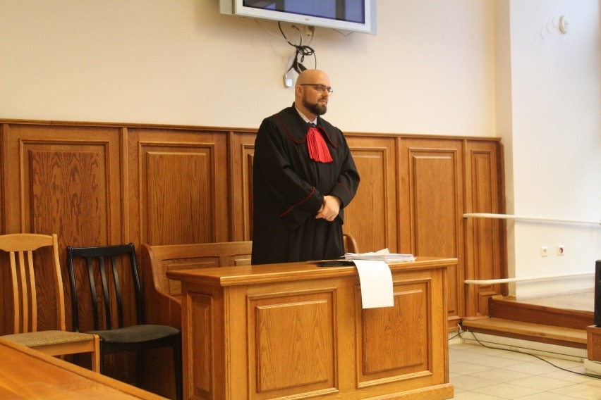 Kary 10 lat więzienia zażądał prokurator Łukasz Żuradzki...