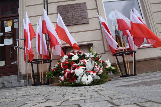 Tablica upamiętniająca organizatorów manifestacji 3 Maja w roku 1946