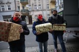 Szlachetne Paczki trafiły do potrzebujących rodzin w Legnicy [ZDJĘCIA]