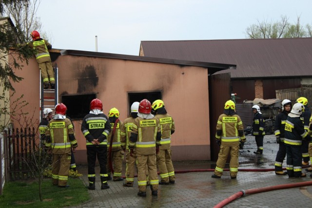 Pożar gospodarstwa w Wiktorowie, który miał miejsce 25 kwietnia br., spowodował znaczne straty