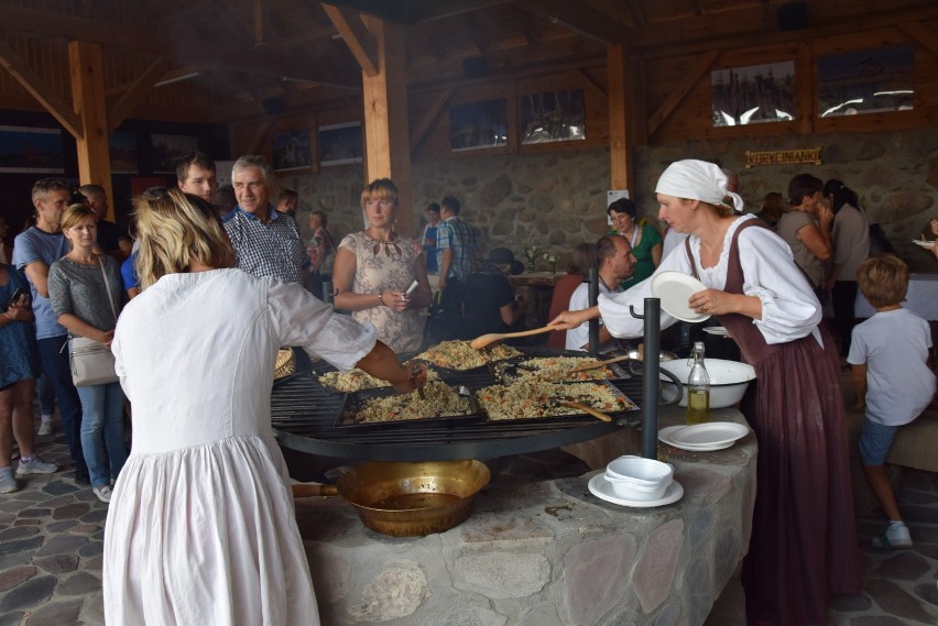 Festiwal Miejscowego Jadła w Milewszczyźnie. W grodzie bawiły się tłumy (zdjęcia)