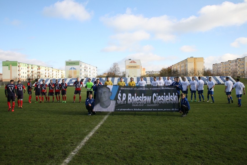 Bolesław Ciesielski patronem stadionu w Janikowie [zdjęcia]