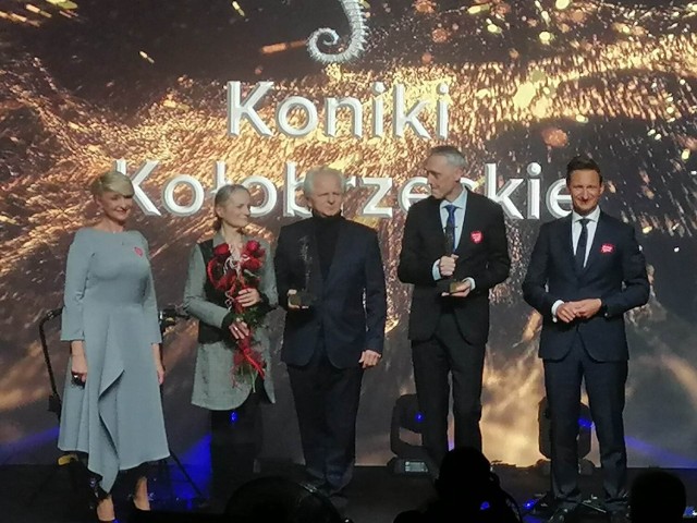 Na zdjęciu od lewej: Anna Mieczkowska, Iwona Vetter, Grzegorz Majewski, Darek Jakubowski i marszałek województwa Olgierd Geblewicz