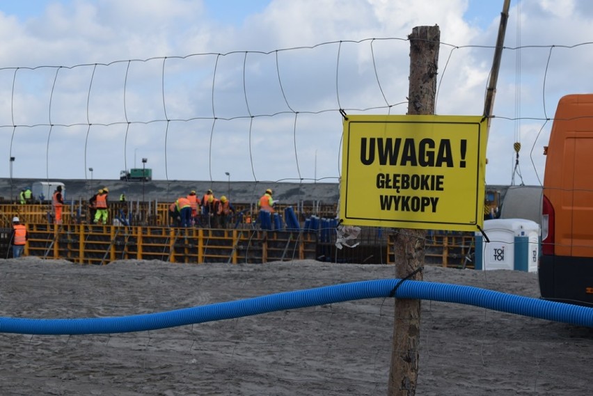 Budowa kwatery południowej zbiornika poflotacyjnego Żelazny...