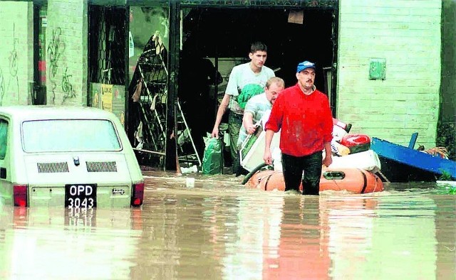 W 1997 roku woda zniszczyła setki domów. Ludzie zostali bez dachu nad głową