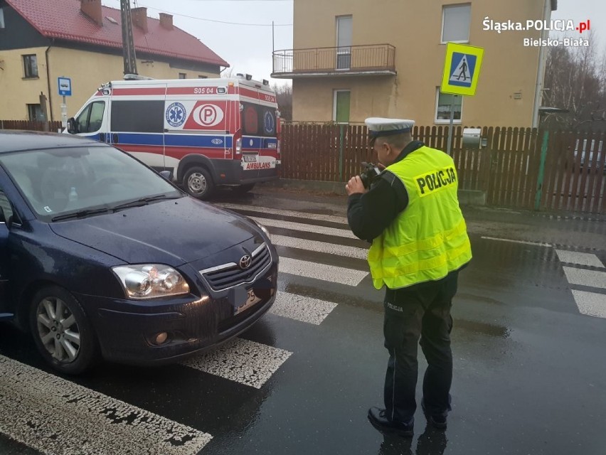 Wypadek w Bielsku-Białej: Potrącenie pieszej na oznakowanym przejściu dla pieszych