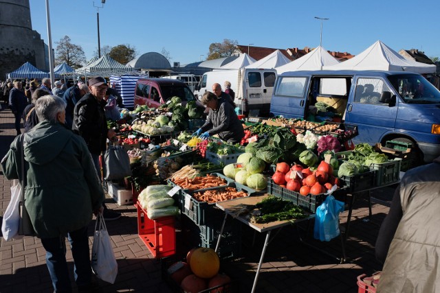 Zobaczcie ceny warzyw i owoców z żarskiego targu z 7 października