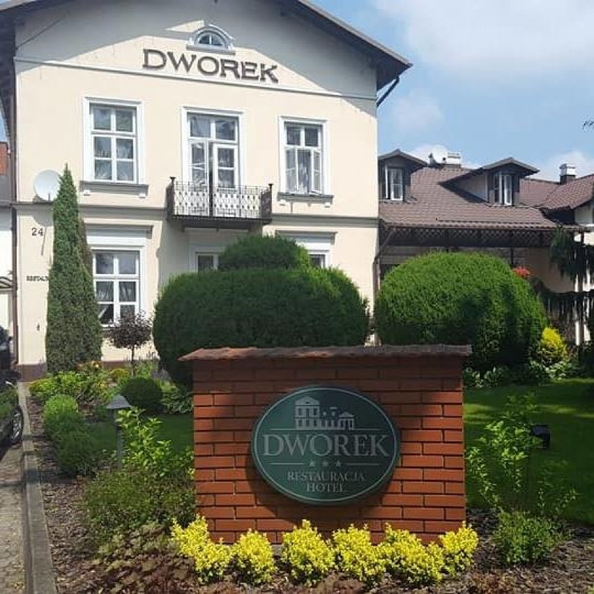 Restauracja Dworek - Piłsudskiego 24, tel. 468325883