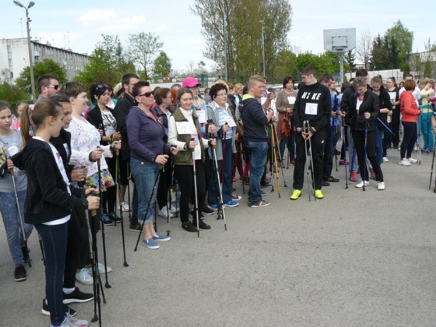 Marsz Nordic Walking „3maj kijki Nordic Walking” w Radomsku