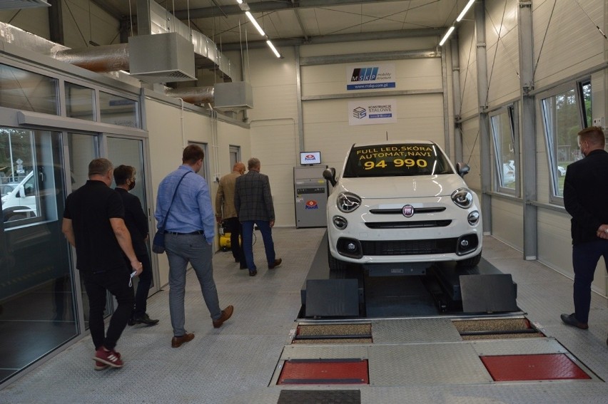 Nowa stacja kontroli pojazdów należąca do dealera Citroëna,...