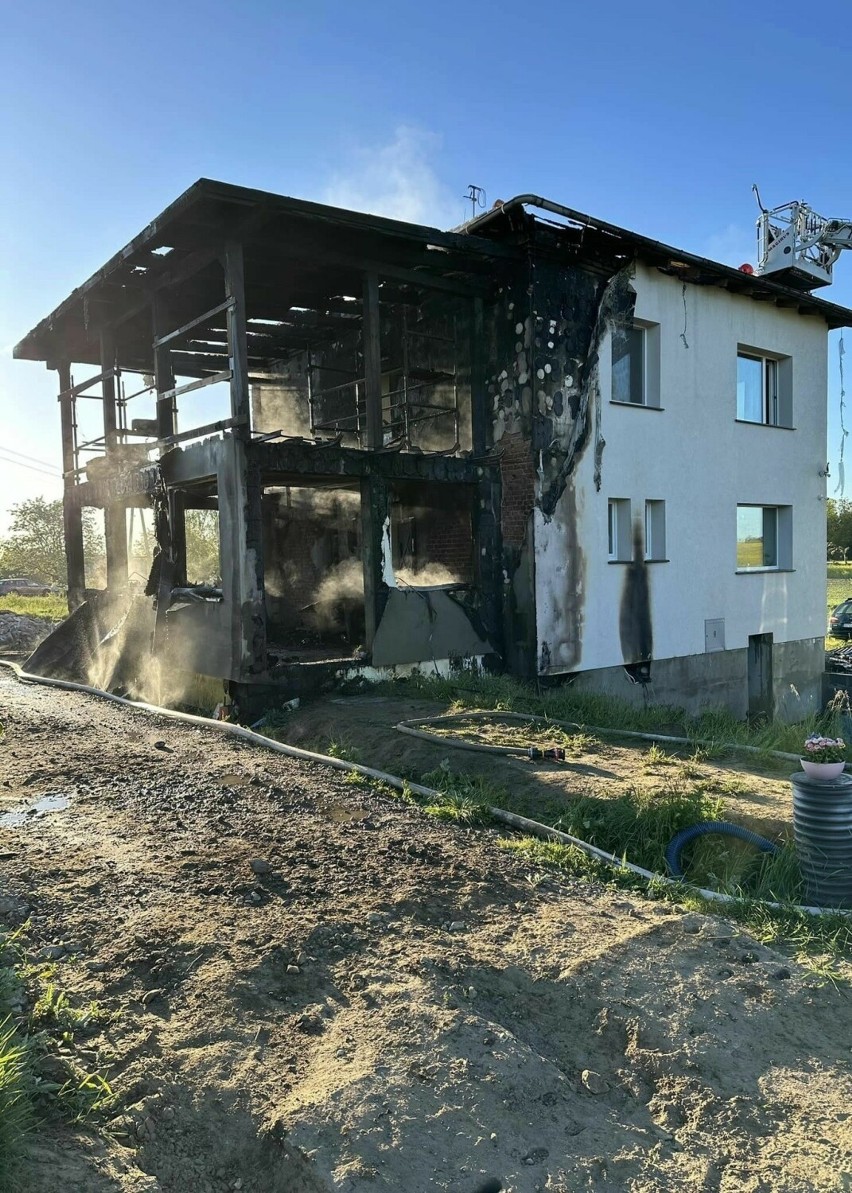 Pożar domu w Miłobądzu.