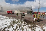 Pożar Biedronki w Kobylnicy już opanowany. Nowe informacje [ZDJĘCIA, WIDEO]