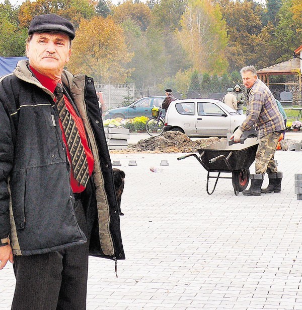 Marian Sarniak ze spółki Ars: - Podjazdów jeszcze nie ma, ale parking udostępnimy