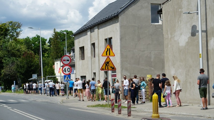 Wybory prezydenckie potrwają do godz. 21.00