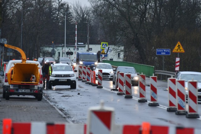 Ruch wahadłowy na moście w Kostrzynie został wstrzymany do 21 lutego.