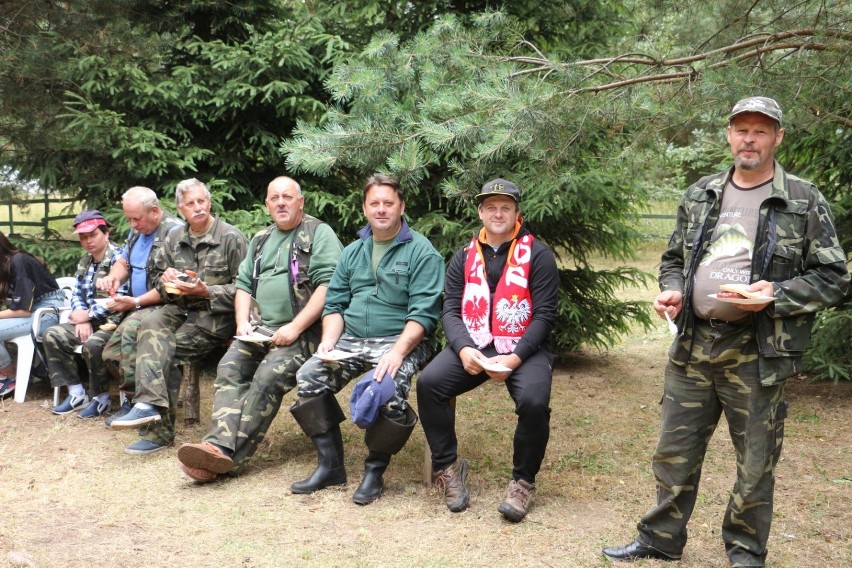 Piknik wędkarski SM Piast i Koła Sandacz Złotowie nad Jeziorem Śmiardowskim [ZDJĘCIA]